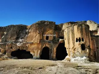 كنيسة أيازيني الصخرية