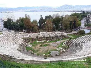 مسرح فتحية العتيق الروماني