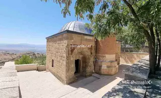مسجد ومقبرة بابا العرب