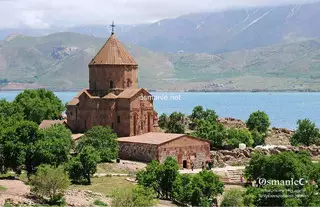 كنيسة الصليب المقدس الأرمنية