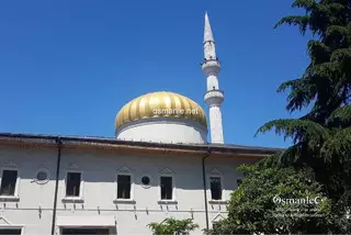 مسجد باتومي المركزي