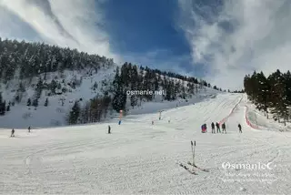 منتجع أتاباري للتزلج