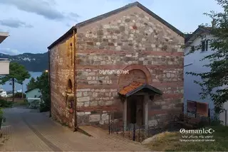 الكنيسة الصغيرة