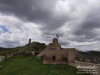قلعة كاستامونو
