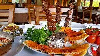 مطعم ياريك بينار ميدان - 3
