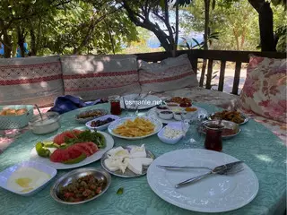 بيت افطار كوناجيك كيراز